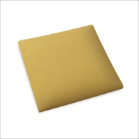 Panel ścienny tapicerowany 3D o wymiarze 30x30 wezgłowie w kolorze żółtym.