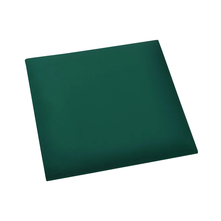 Panel ścienny tapicerowany 3D o wymiarze 40x40 wezgłowie w kolorze zielonym.