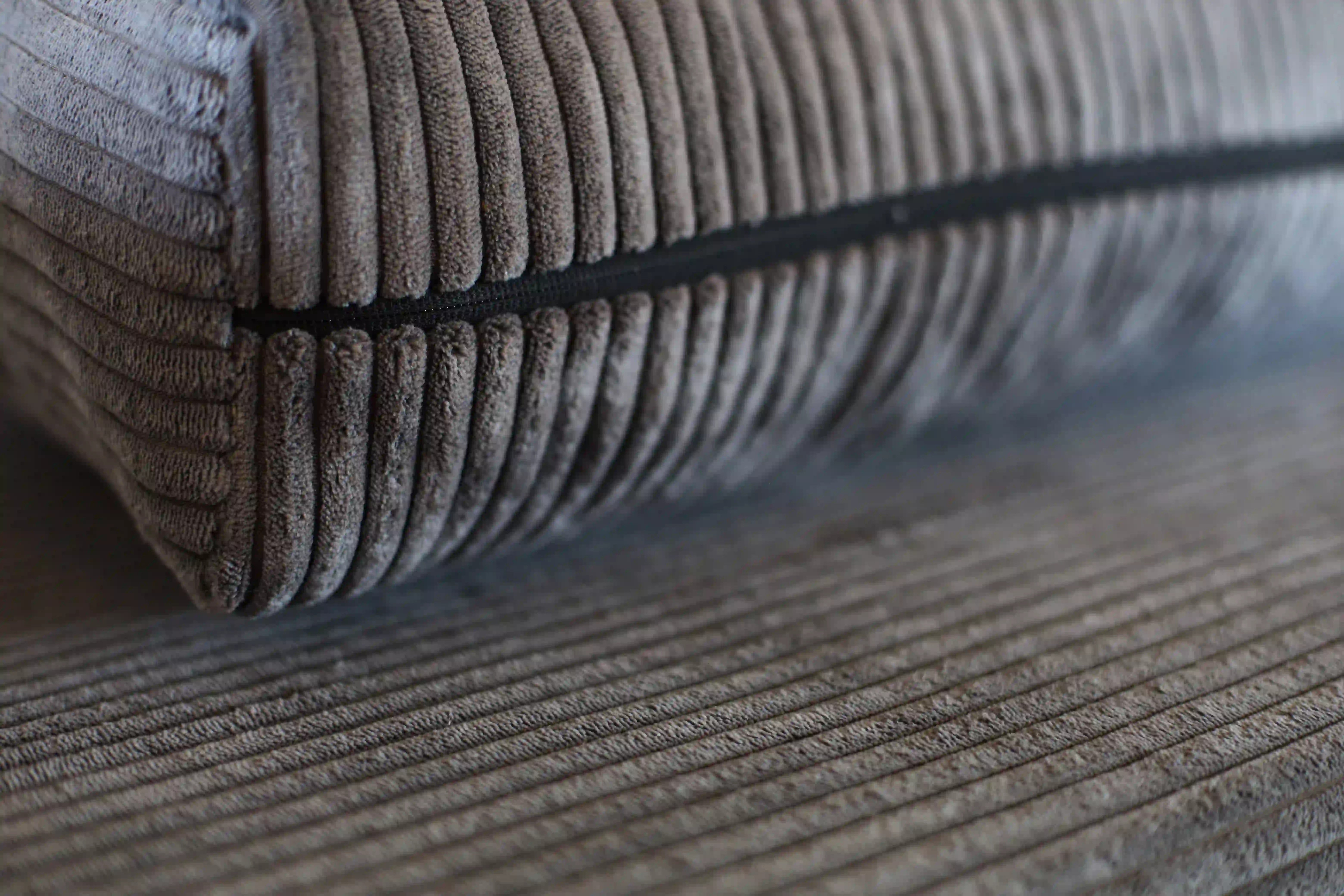 Kanapa rozkładana z funkcją spania Lunera Prima 2 sztruks granatowa