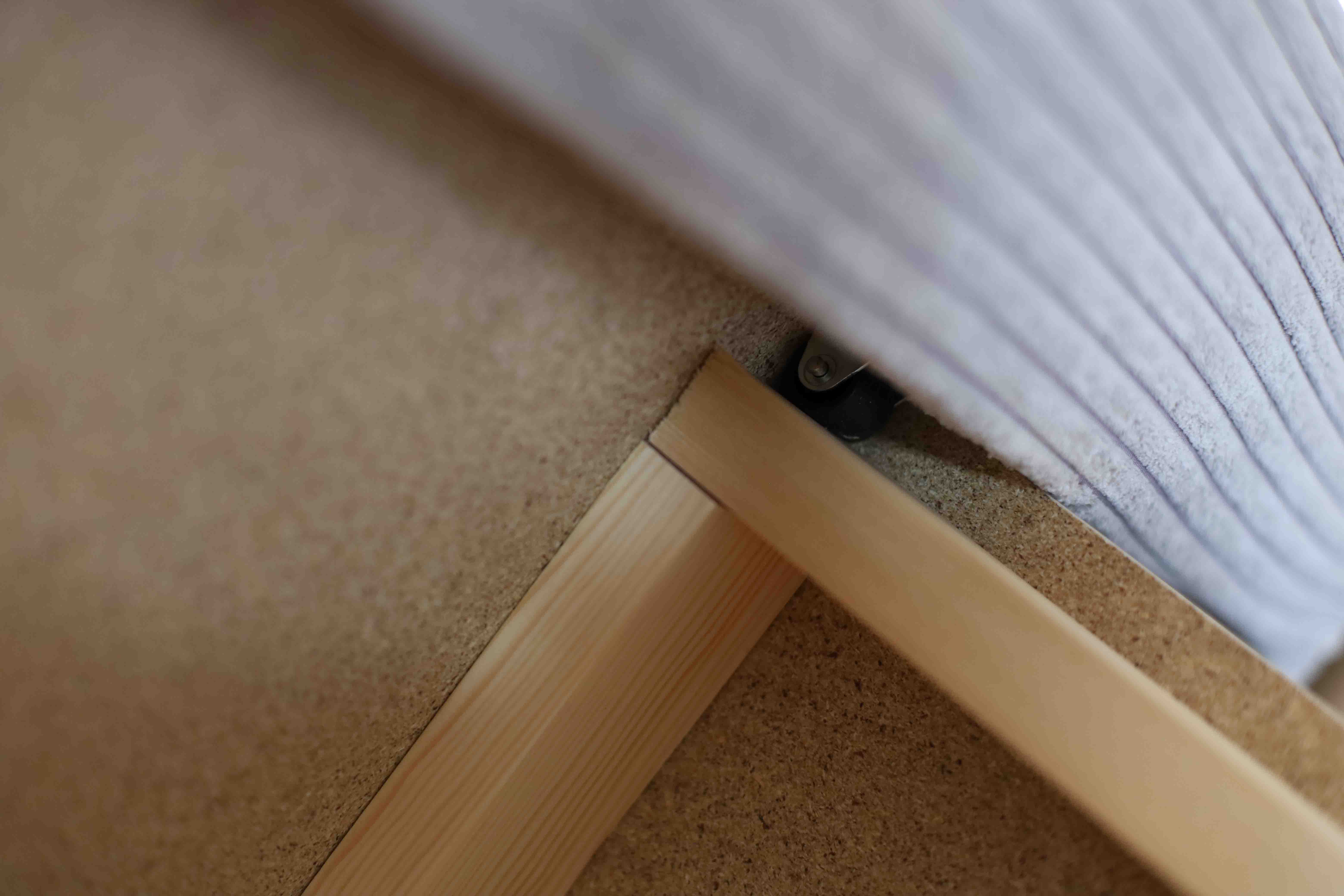 Kanapa rozkładana z funkcją spania SILVER 3 boucle szara